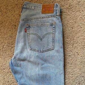 Women’s Levi 501 31 short